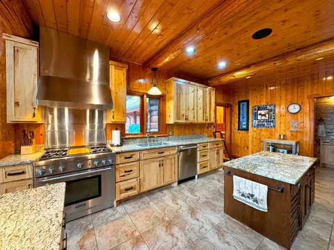 Kitchen - 7236 Far North Rd, Orr, MN 55771 photo 1 of 6