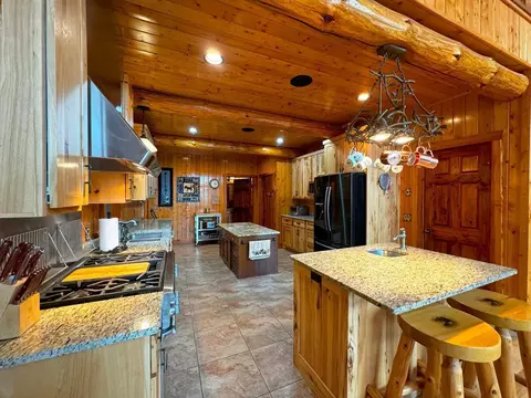 Kitchen - 7236 Far North Rd, Orr, MN 55771 photo 3 of 6