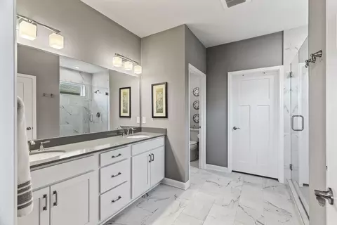 Bath - 7465 Jack Pine Ln, Corcoran, MN 55340 photo 1 of 2