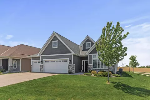 7465 Jack Pine Ln, Corcoran, MN 55340