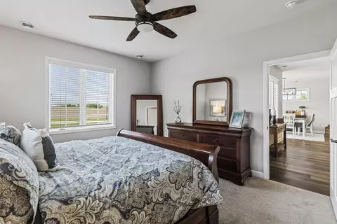 Bedroom - 7465 Jack Pine Ln, Corcoran, MN 55340 photo 3 of 6