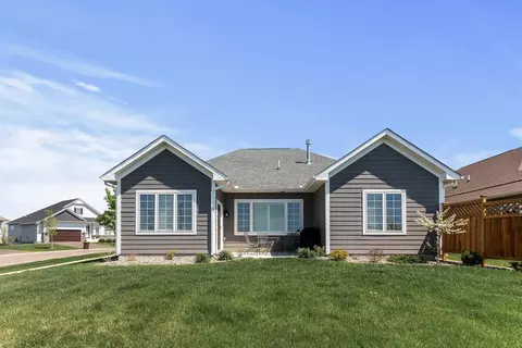Exterior - 7465 Jack Pine Ln, Corcoran, MN 55340 photo 4 of 5