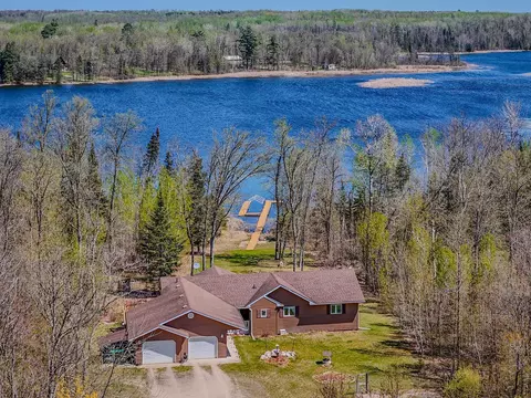 7827 Stump Lake Dr NE, Bemidji, MN 56601