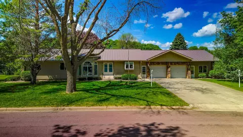 402 2nd Ave SE, Mapleton, MN 56065