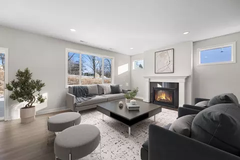 1117 Compton Ave, River Falls, WI 54022