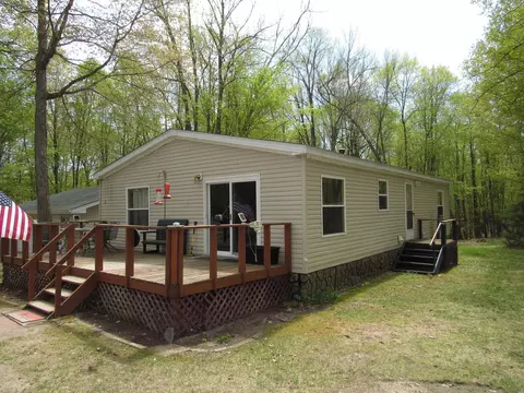 3633 4th St NW, Backus, MN 56435