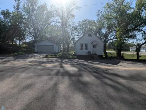 304 Main St S, Underwood, MN 56586