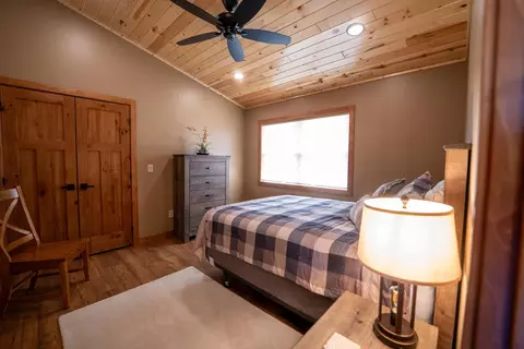 Bedroom - 4380 Pine Point Dr NW, Walker, MN 56484 photo 6 of 6