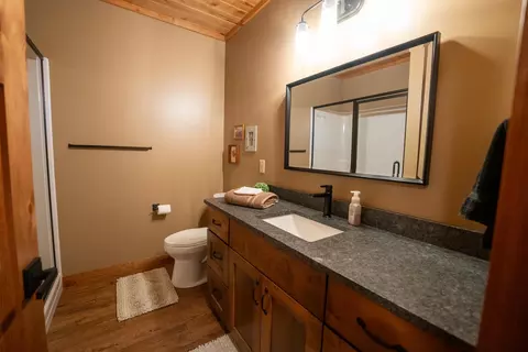 Bath - 4380 Pine Point Dr NW, Walker, MN 56484 photo 4 of 5