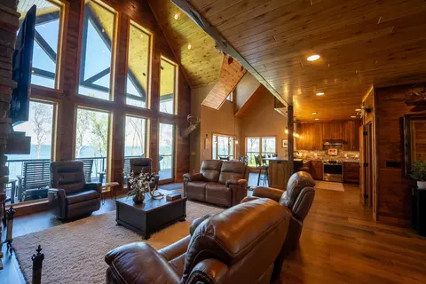 Living - 4380 Pine Point Dr NW, Walker, MN 56484 photo 5 of 8