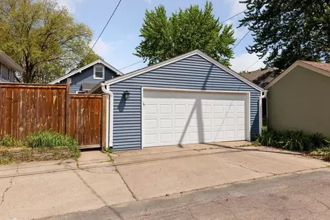 1386 Berkeley Ave, Saint Paul, MN 55105 photo 31