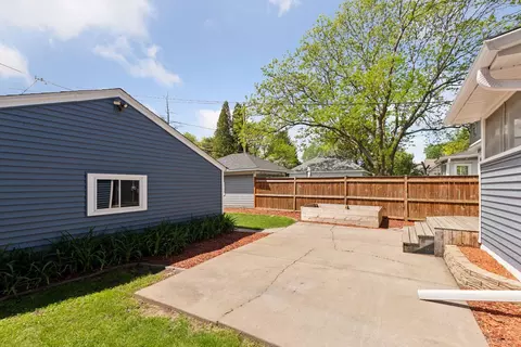1386 Berkeley Ave, Saint Paul, MN 55105 photo 28