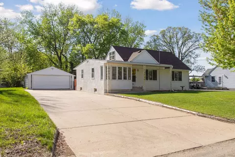 8808 Quincy St NE, Blaine, MN 55434