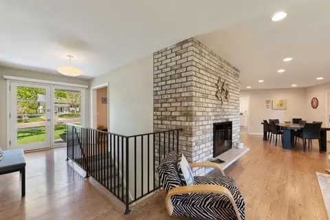 5709 Deville Dr, Edina, MN 55436 photo 7