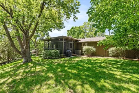 5709 Deville Dr, Edina, MN 55436 photo 38