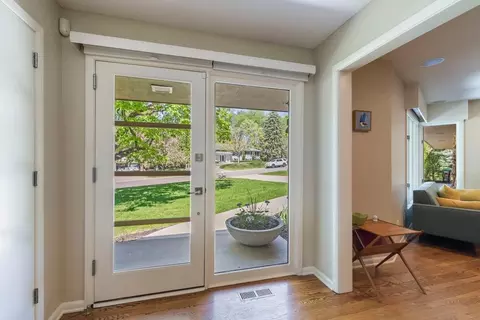 5709 Deville Dr, Edina, MN 55436 photo 5