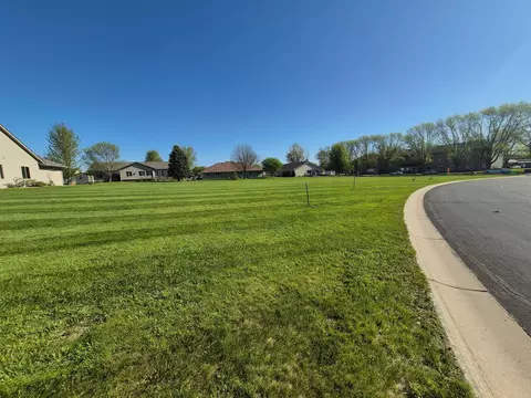 300 W Adams St, Arlington, MN 55307