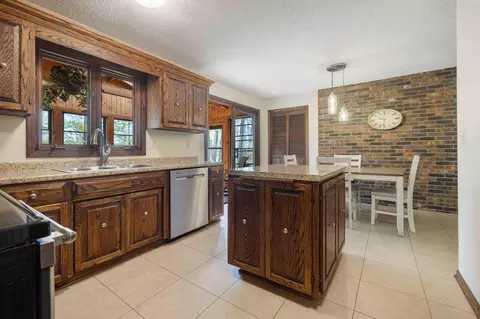 Kitchen - 19800 See Gull Rd, Brainerd, MN 56401 photo 4 of 5
