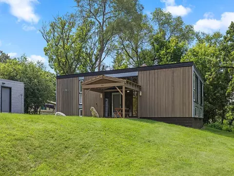 908 Winthrop St S, Saint Paul, MN 55119