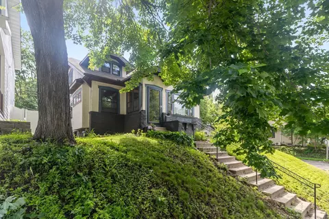 3500 James Ave N, Minneapolis, MN 55412