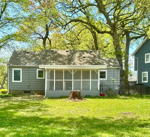 1429 Circle Dr, Albert Lea, MN 56007 photo 2