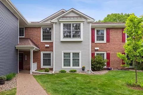 10911 Rhode Island Ave S, Bloomington, MN 55438