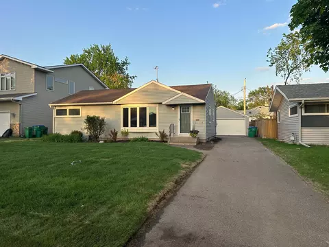 2543 Boone Ave S, Saint Louis Park, MN 55426