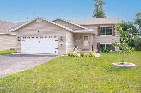 1317 Natures Trl, Alexandria, MN 56308
