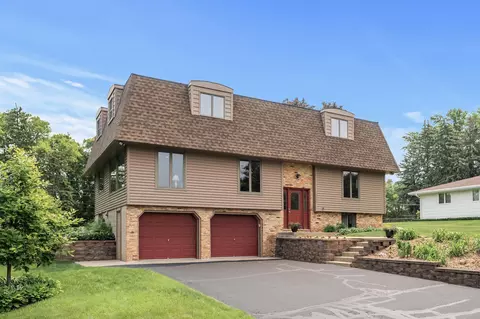 4824 Eriks Blvd, Eagan, MN 55122