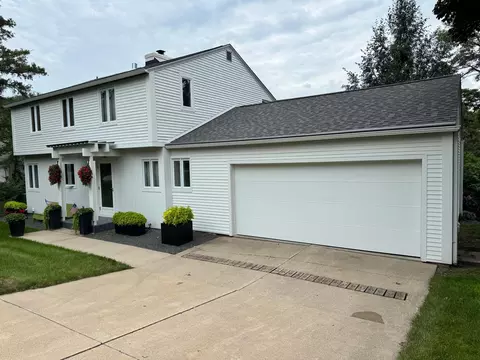 203 South Ln, Albert Lea, MN 56007