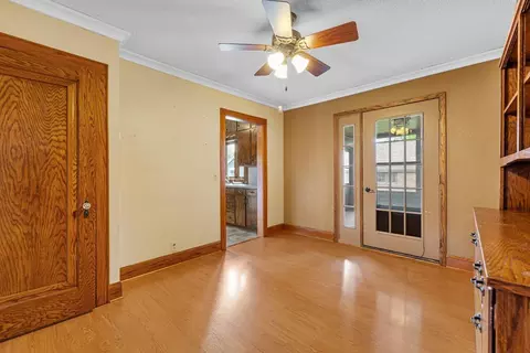 209 E Main St, Arlington, MN 55307 photo 9
