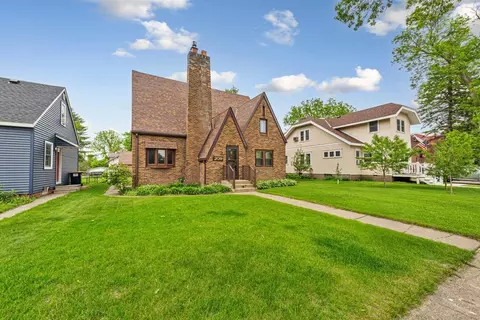 209 E Main St, Arlington, MN 55307 photo 3