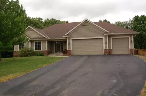 221 E 105th Street Cir, Bloomington, MN 55420