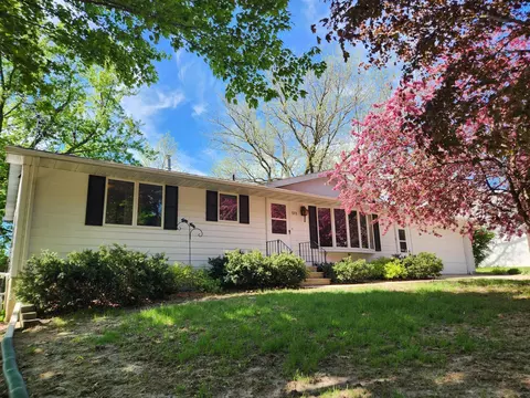 1313 Southview Ln, Albert Lea, MN 56007