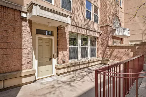 675 N 1st St #123, Minneapolis, MN 55401