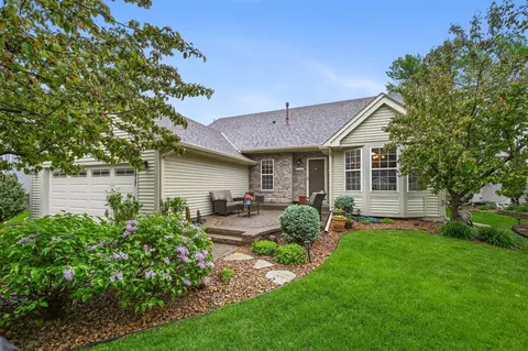 2917 85th St E, Inver Grove Heights, MN 55076