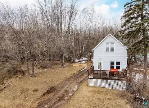 109 W 10th St N, Duluth, MN 55806