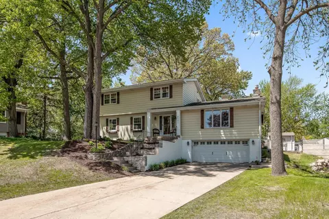 8040 34th Pl N, Crystal, MN 55427