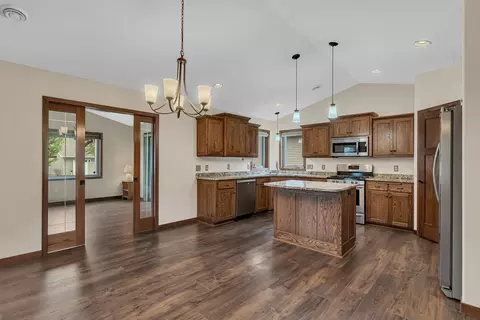 185 Glenview Loop, Saint Cloud, MN 56303 photo 8