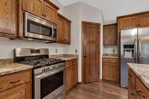 185 Glenview Loop, Saint Cloud, MN 56303 photo 5