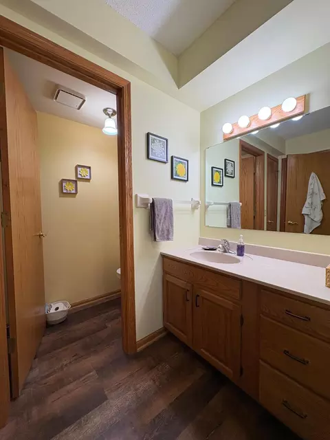 Bath - 40 W Broadway, Plainview, MN 55964 photo 1 of 9