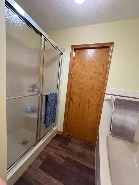Bath - 40 W Broadway, Plainview, MN 55964 photo 5 of 9