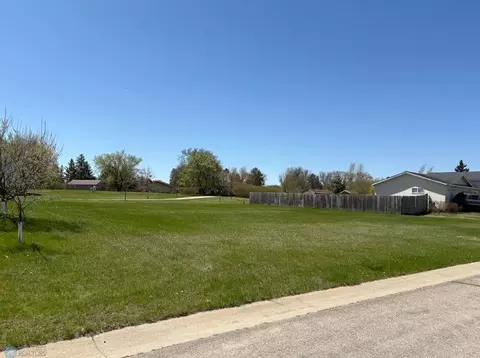 905 Red Willow Dr, Frazee, MN 56544 photo 2