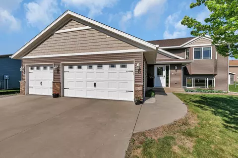 1004 4th Ave SE, Freeport, MN 56331