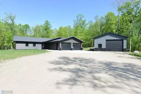 14840 Eaglewood Dr, Detroit Lakes, MN 56501