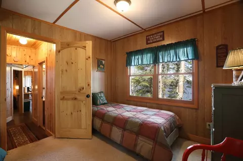 Bedroom - 3291 Thomas Rd, Tower, MN 55790 photo 4 of 6