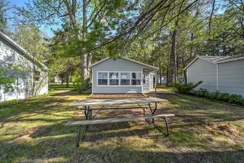 24952 Sunset Bay Ln #2, Meenon Twp, WI 54872