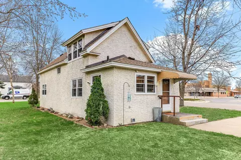 601 Jackson St, Anoka, MN 55303