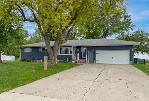 218 London Rd, Marshall, MN 56258