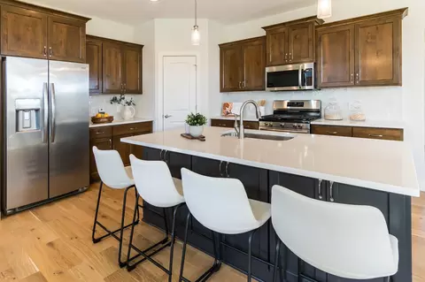 2850 Trinity Dr, Shakopee, MN 55379 photo 9